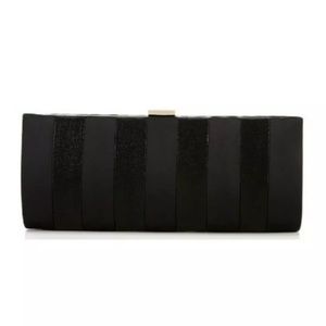ADRIANNA PAPELL CLUTCH